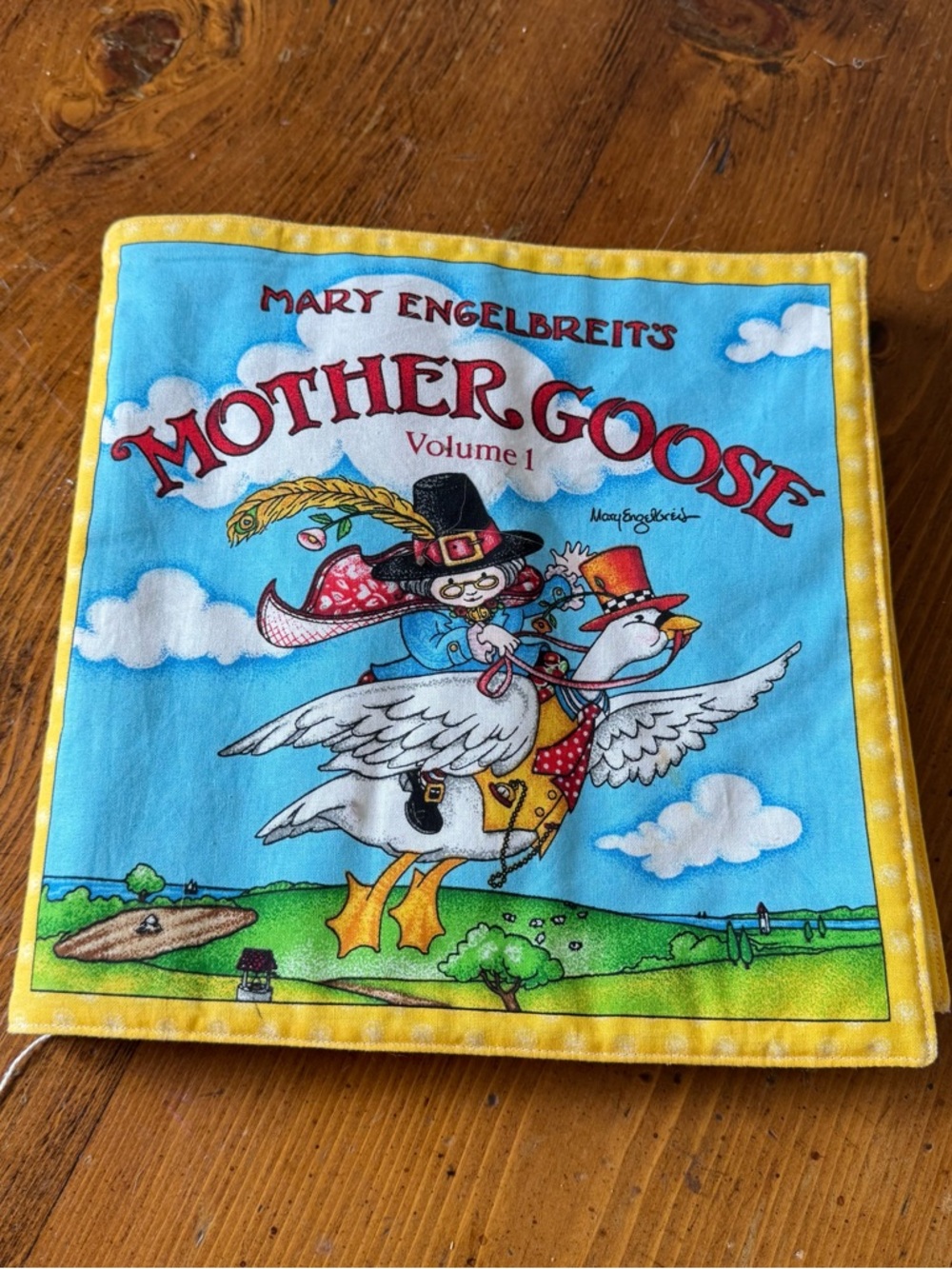 Mary Engelbreit Mother Goose Volume 1 Soft Fabric Cloth Book Baby Toddler